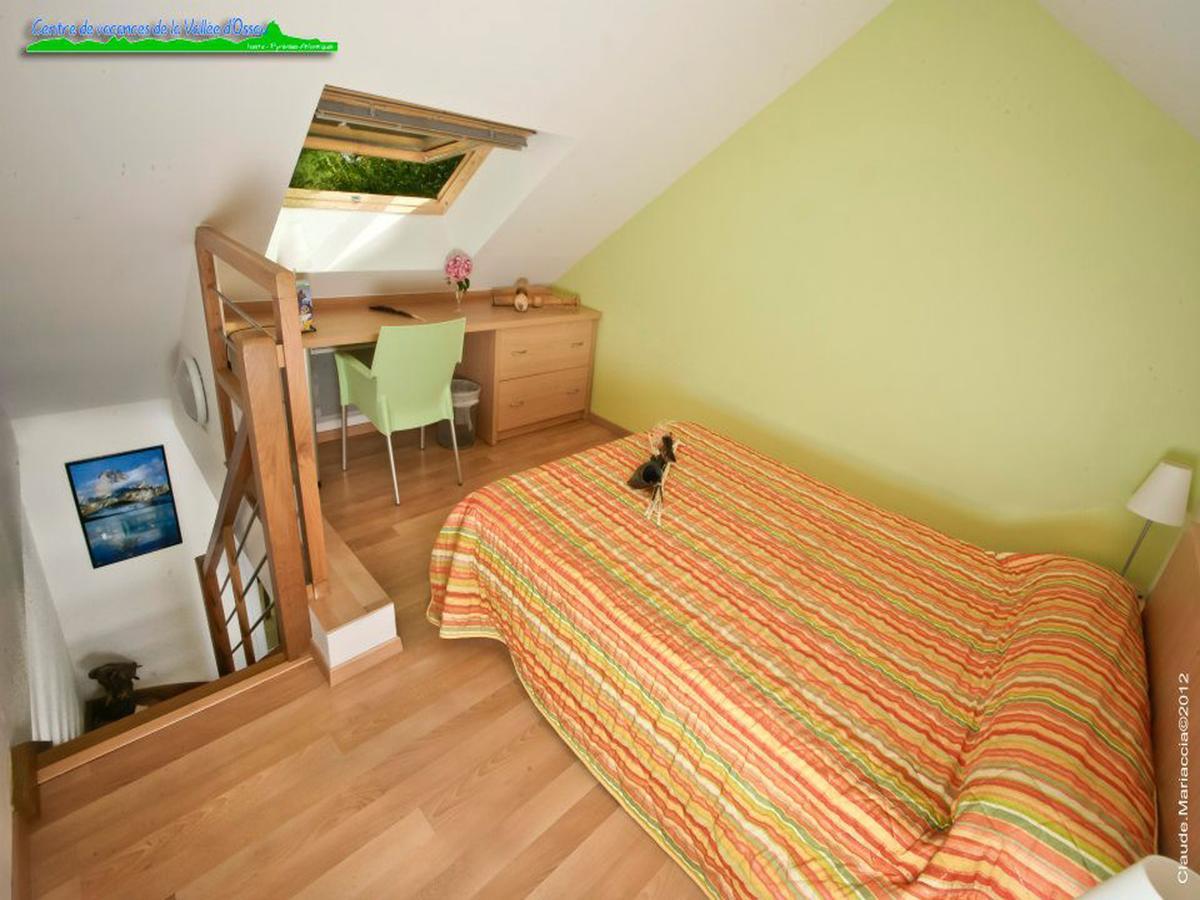 Auberge de la Vallée d'Ossau Izest Esterno foto