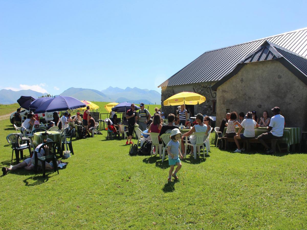 Auberge de la Vallée d'Ossau Izest Esterno foto