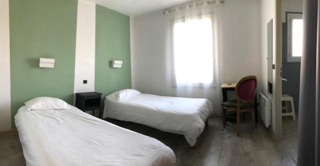 Auberge de la Vallée d'Ossau Izest Esterno foto