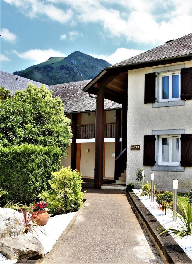 Auberge de la Vallée d'Ossau Izest Esterno foto